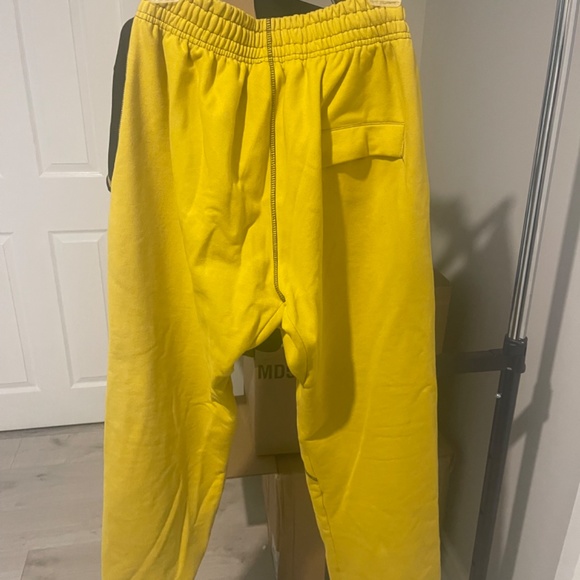 Cortiez Sweatpants - Picture 2 of 6